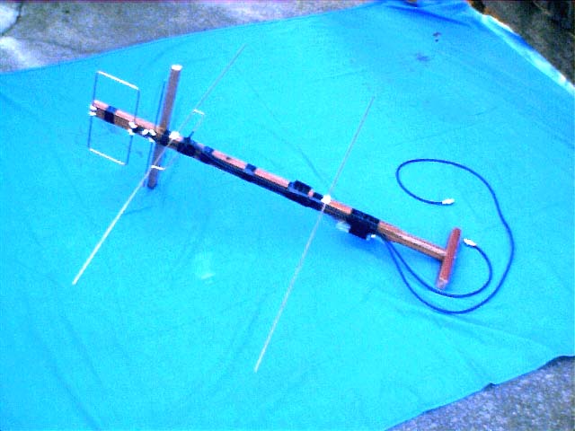 Photo of 2m / 70cm satellite antenna.